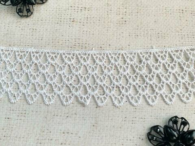 Кружево плетеное, ш. 4,3-4,5 см, белый
