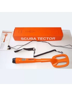 Металлоискатель Quest Scuba Tector
