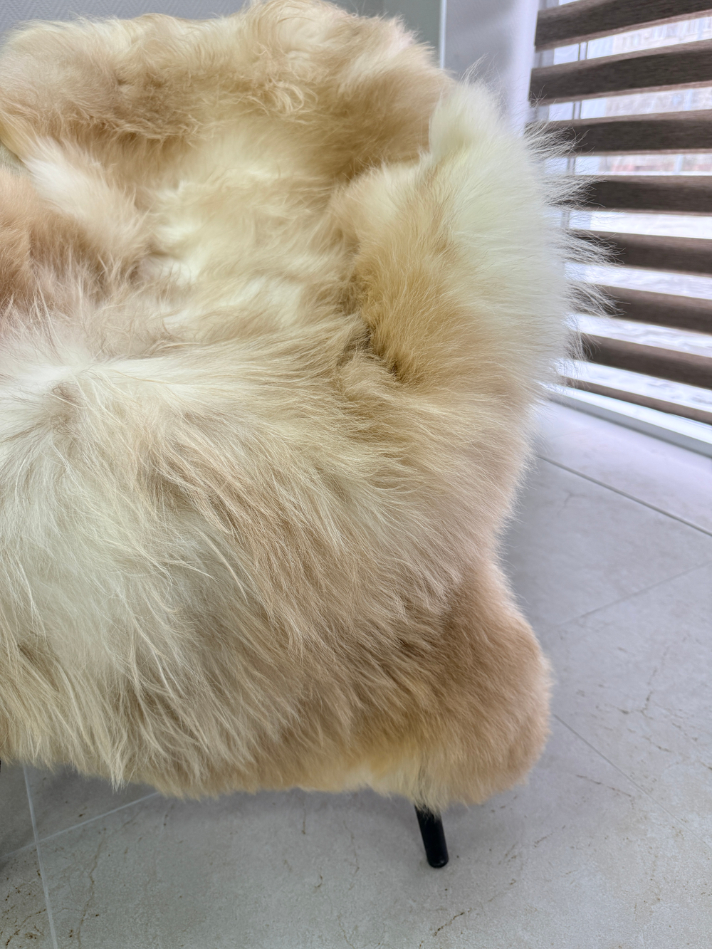 Шкура коврик меховой прикроватный овчина, 120х65 см.