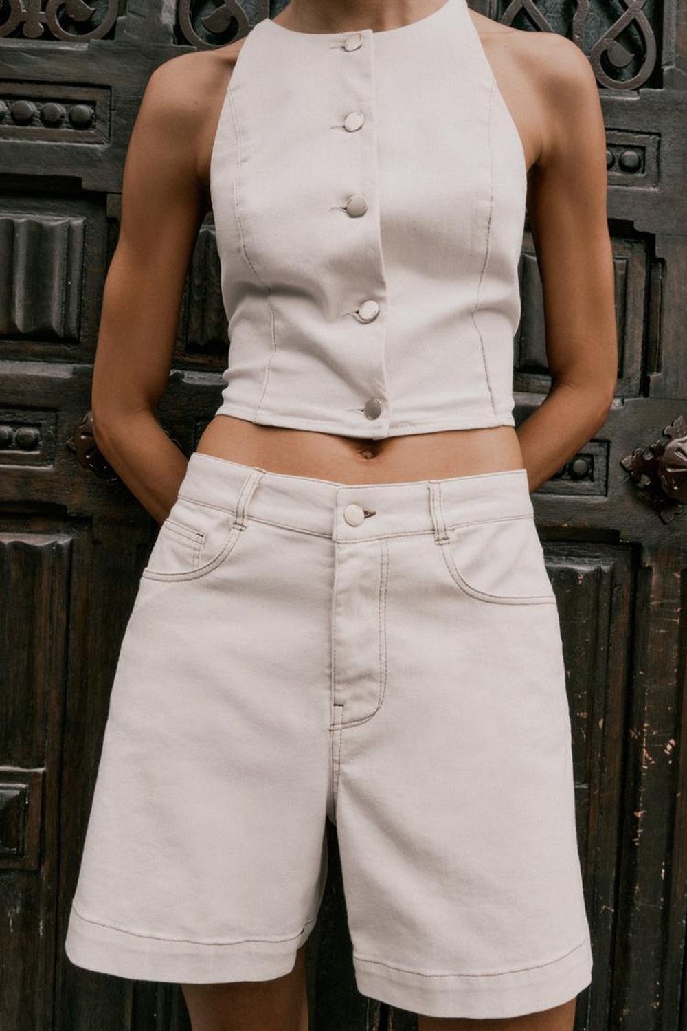 ZARA КОРОТКИЙ ДЖИНСОВЫЙ ЖИЛЕТ Z1975, ЭКРЮ