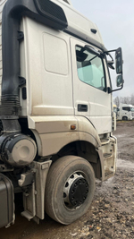 КамАЗ 5490 4x2 Седельный тягач 5490-S5 (Дизельный, 12,0 л, 401 л.с., МТ)