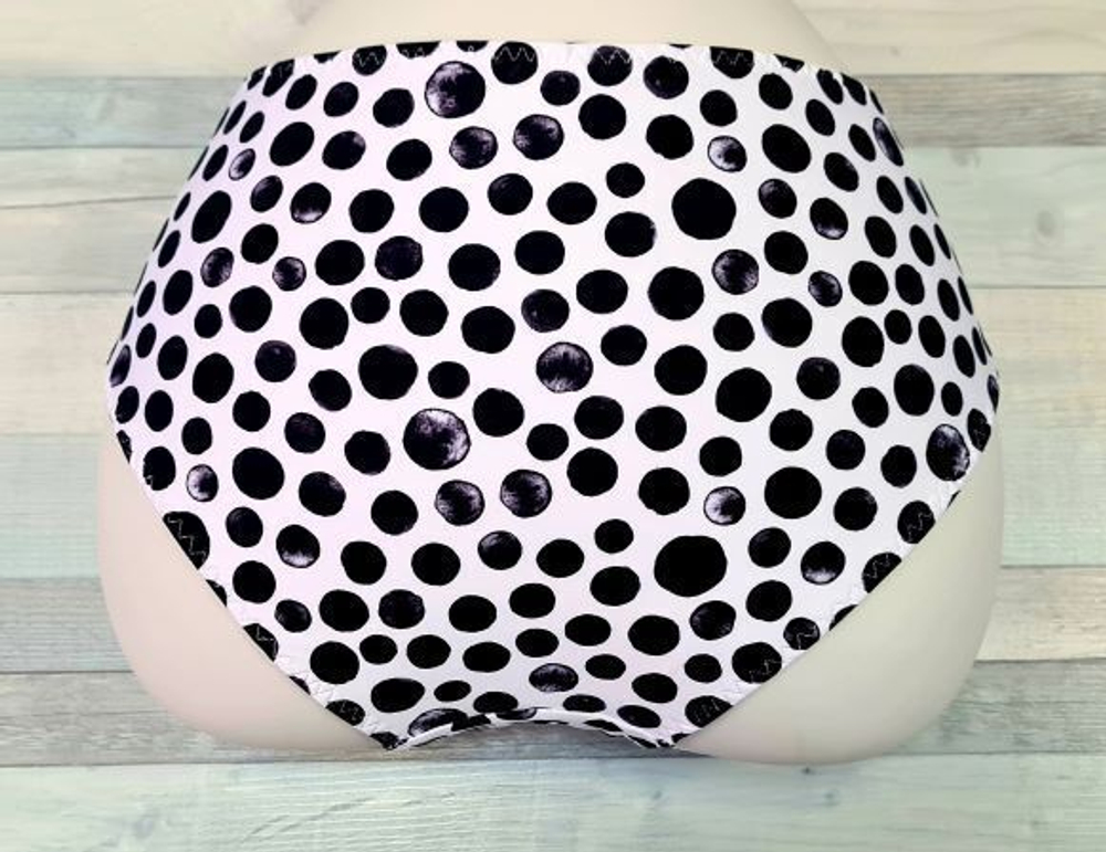 Плавки-слипы в горох (Размер: S) (Цвет: черный с белым)