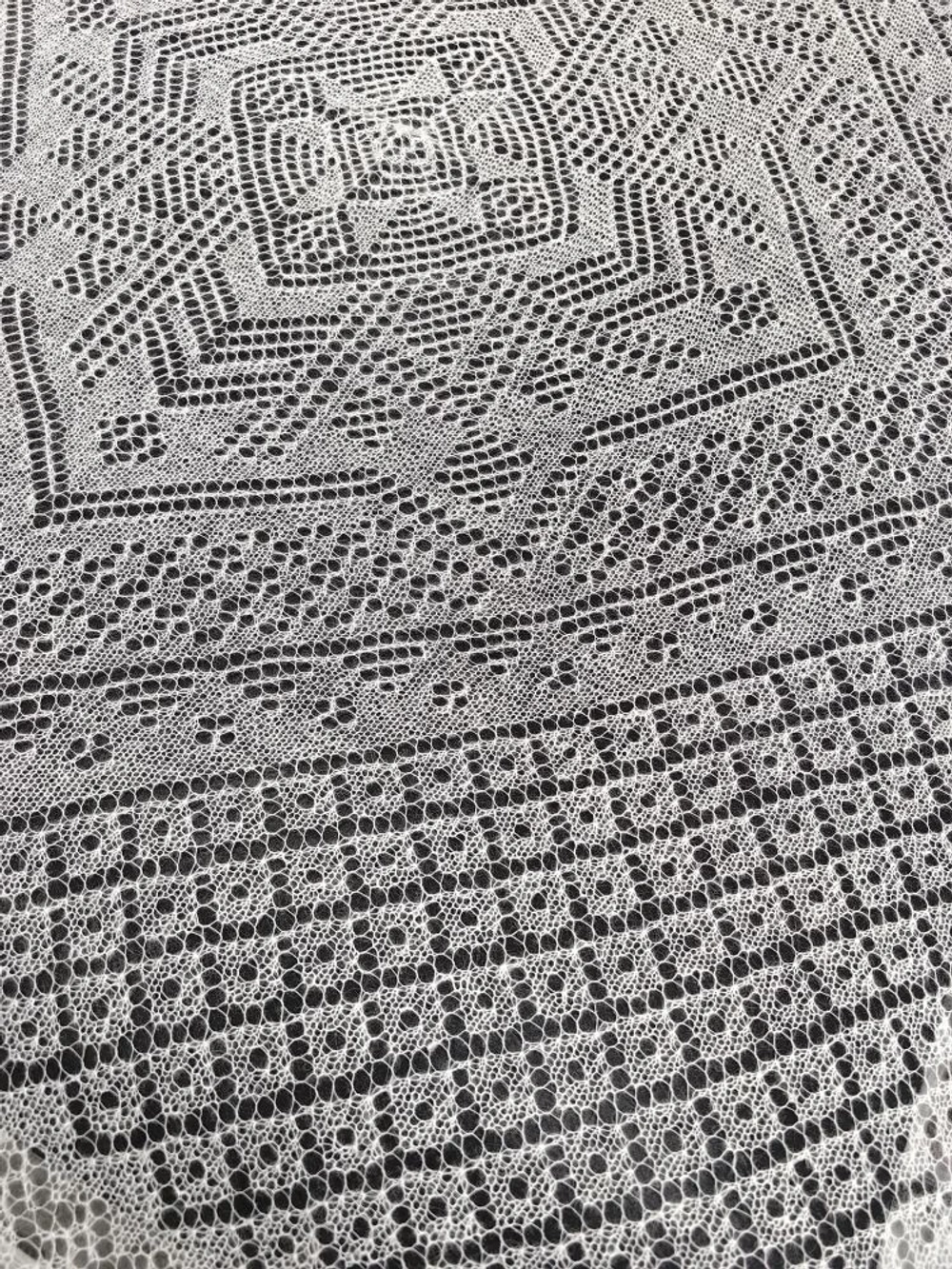 Оренбургский пуховый платок-паутинка А140-01 белый отбеленный