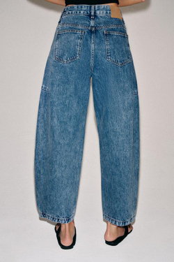 ZARA ДЖИНСЫ ZW COLLECTION ANKLE BALLOON СО СРЕДНЕЙ ПОСАДКОЙ, ВЫЦВЕТШИЙ СИНИЙ