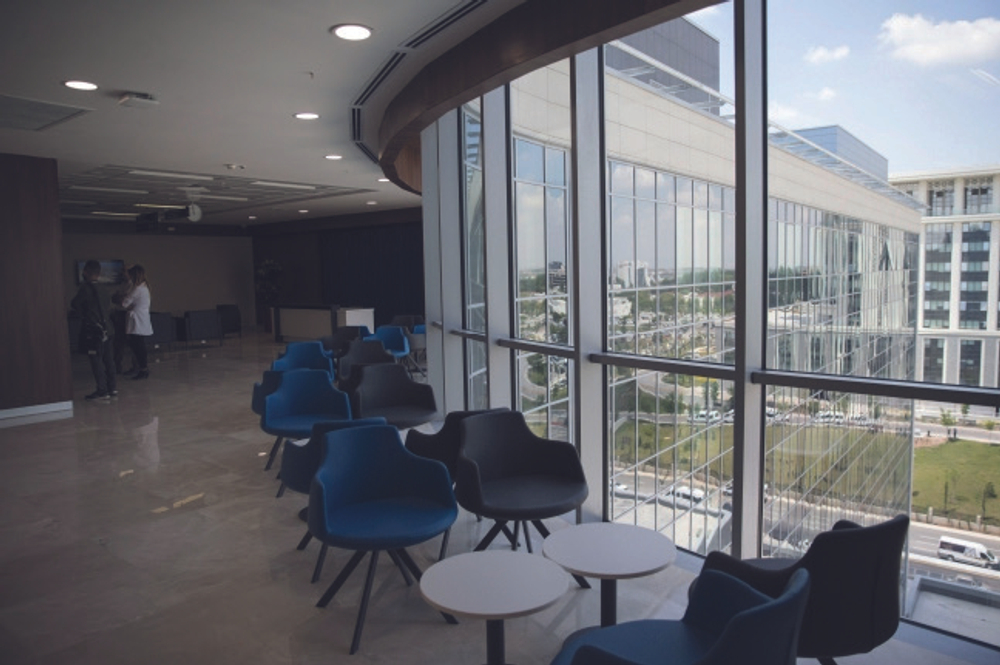 Мебель для медучреждений — безопасные и гигиеничные решения под заказ