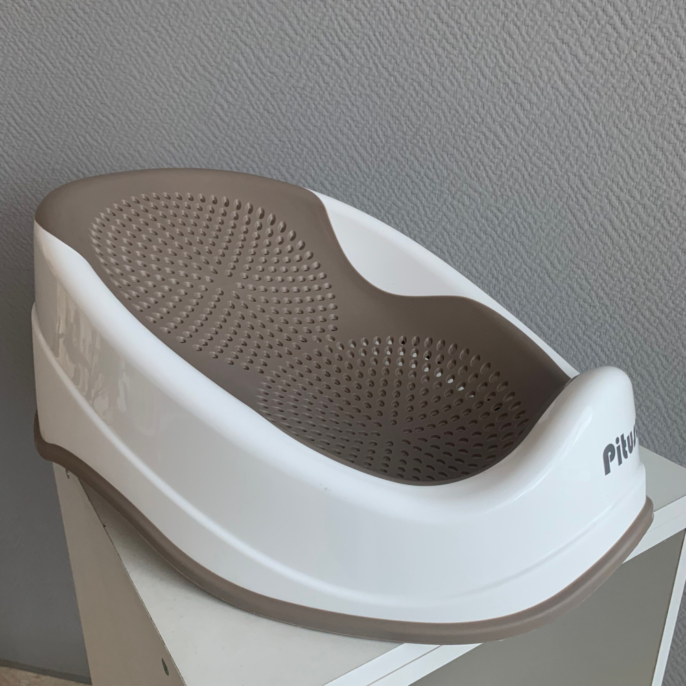 PITUSO Горка для купания Leon Капучино