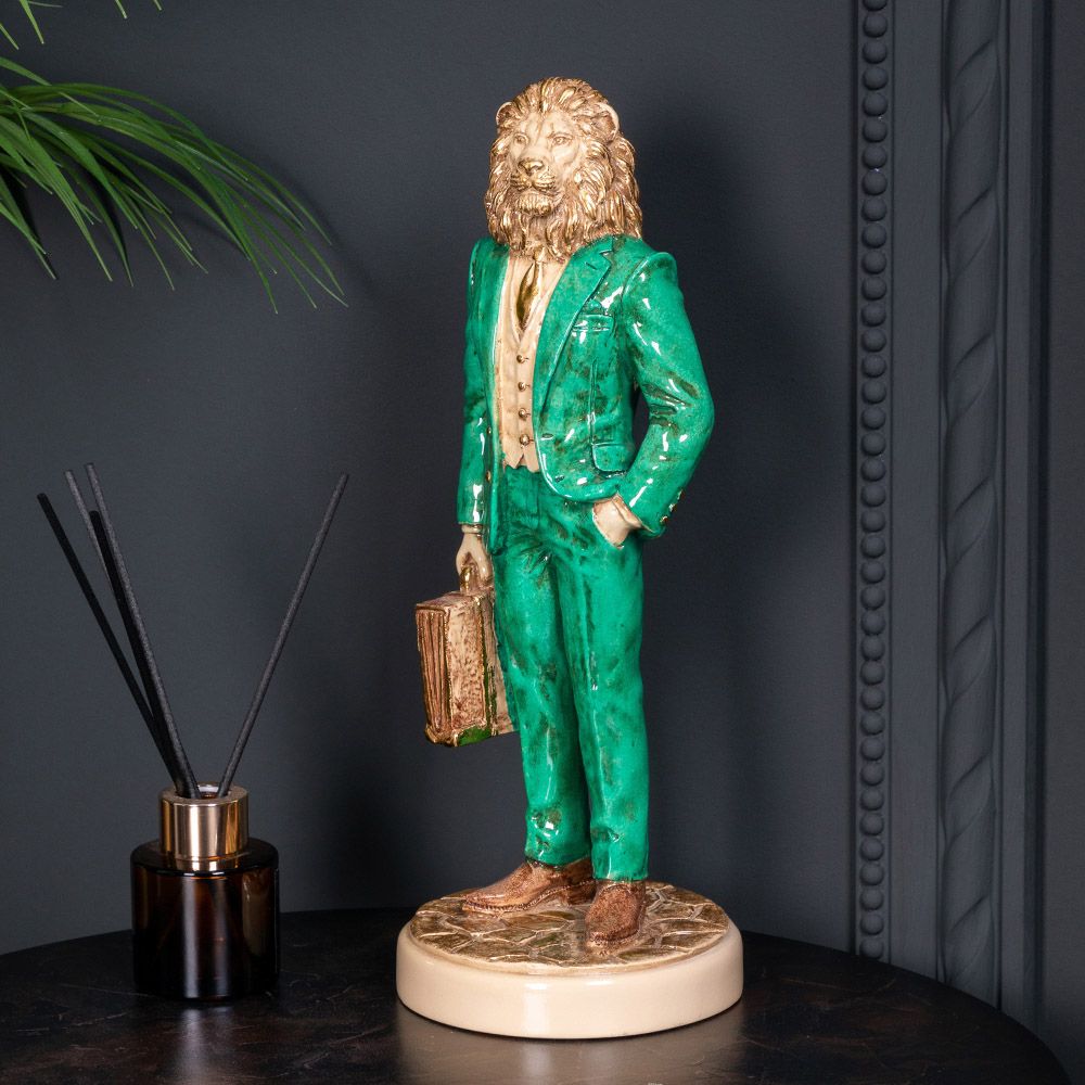 Скульптура Лев Бизнесмен Айвори Изумрудный