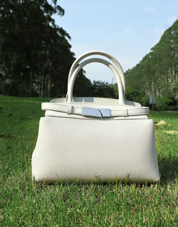 Сумка XOXO LEGENDS ФЕМИДА | Молочный