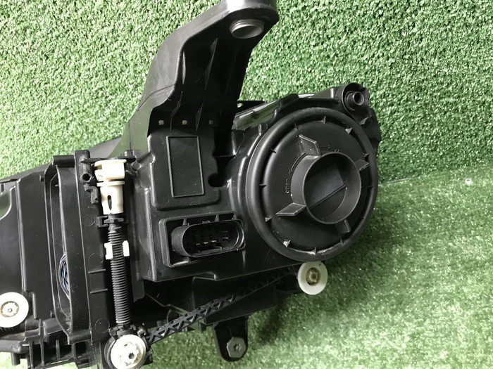 Фара правая Mercedes GLE V167 18-24 Multibeam LED