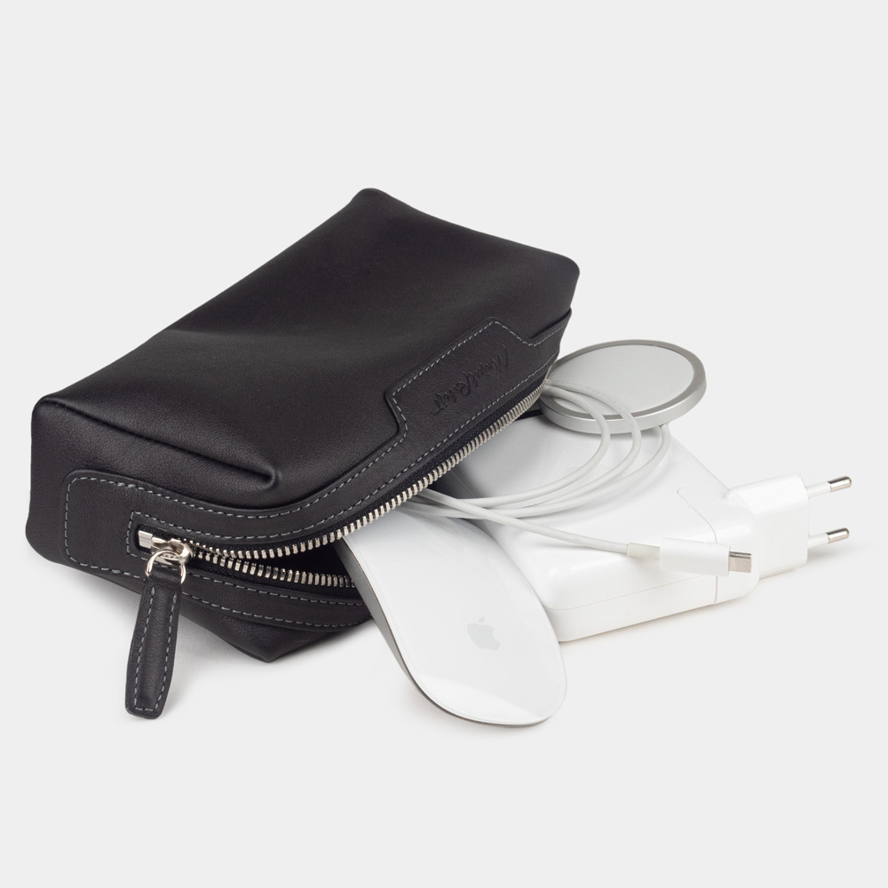 Несессер кожаный Tube черного цвета