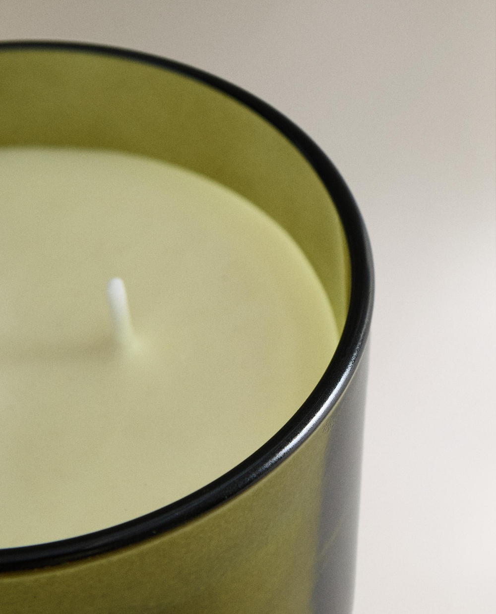 Zara Home Свеча ароматическая Nectar Ambr 400 г, растительный воск, аромат восточный древесный, Коричневый