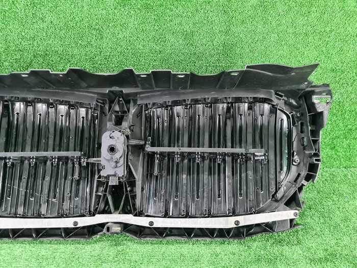 Решетка радиатора BMW X5 G05 (2018-2023)