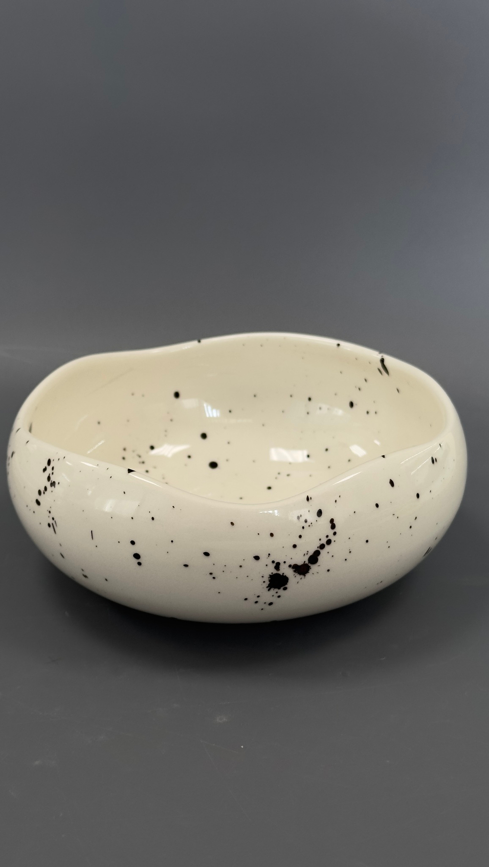 Тарелка глубокая авторской формы 500 мл d 17 см h 6,5 см MANPUPUNER