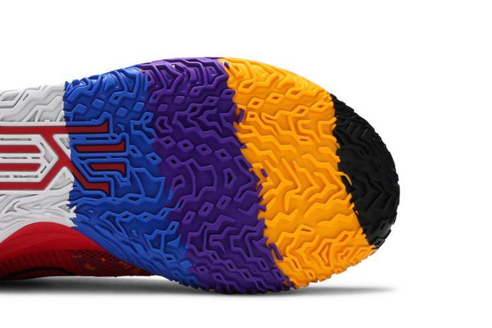 Кроссовки Nike Kyrie 7 "Icons Of Sport"