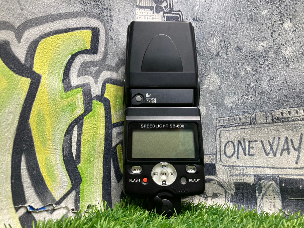 Nikon SB-800