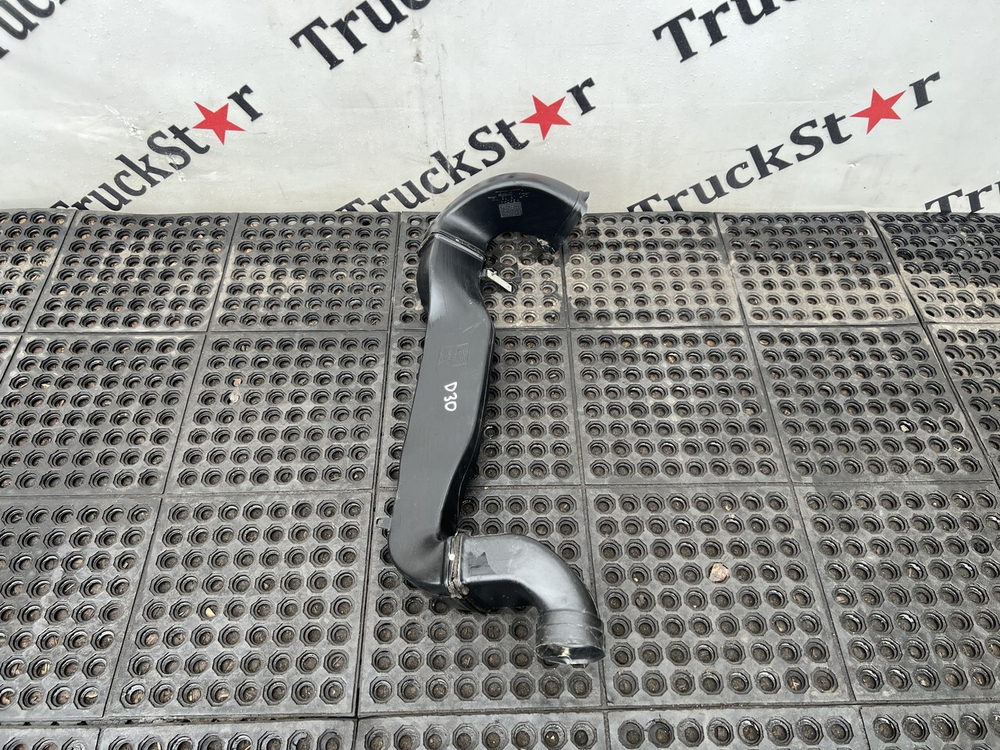 Воздуховод отопителя