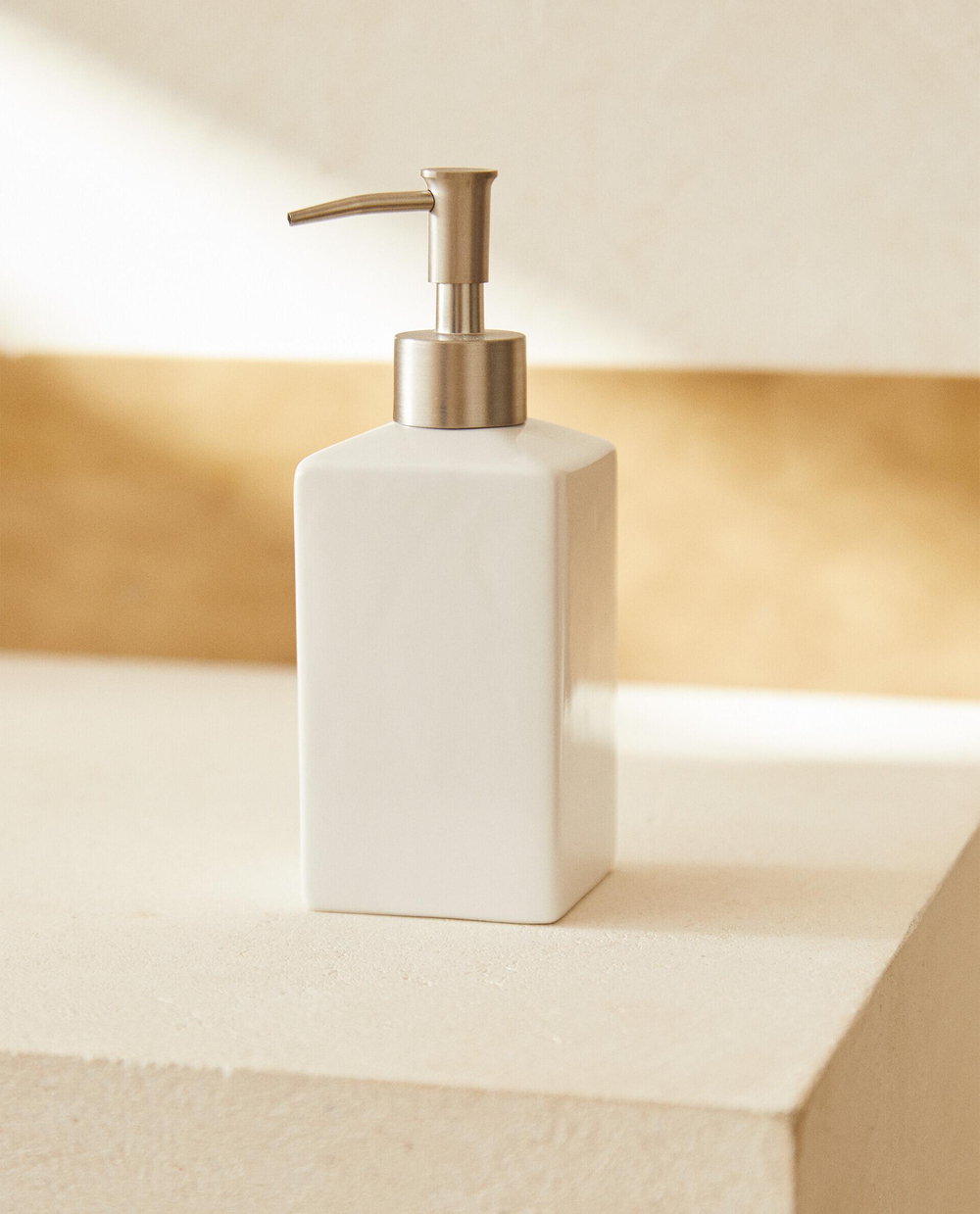 Zara Home дозатор для жидкого мыла, фаянс, белый