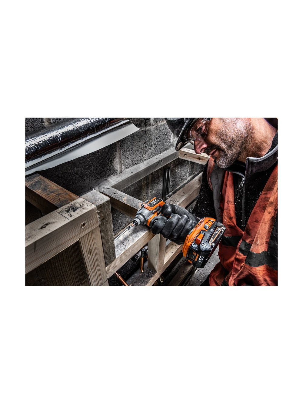 Бесщеточный аккумуляторный импульсный винтоверт BSS18SBL-0 AEG 4935472278