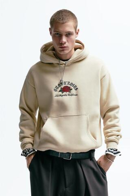 PULL&BEAR Толстовка с капюшоном Guns N' Roses, бежевый