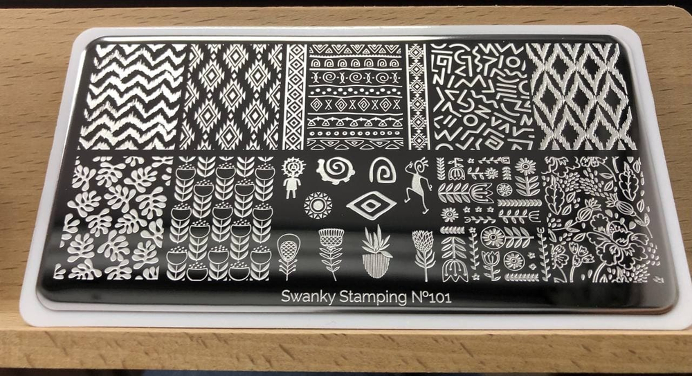 Пластина Swanky Stamping 101