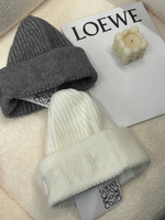 Шапка Loewe
