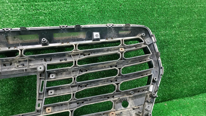 Решетка радиатора Genesis G90 (2016-2019)