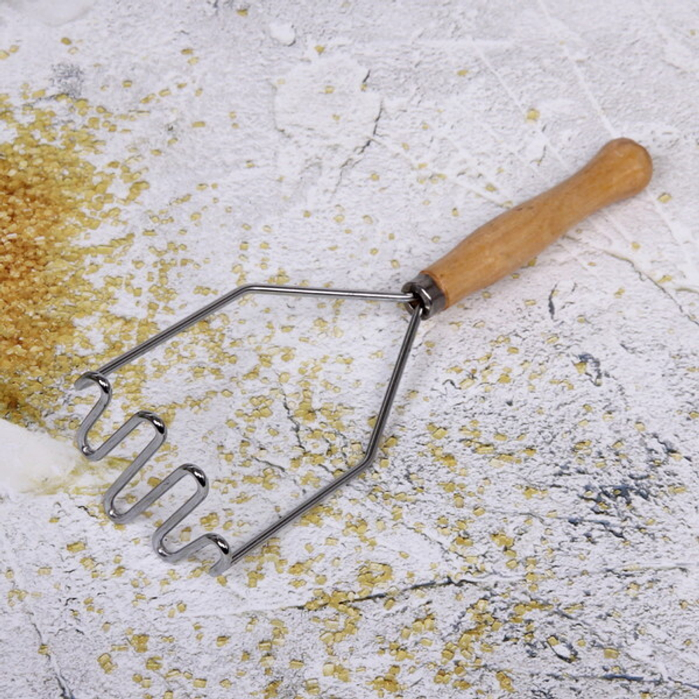 Толкушка металлическая с деревянной ручкой «Зиг-заг»