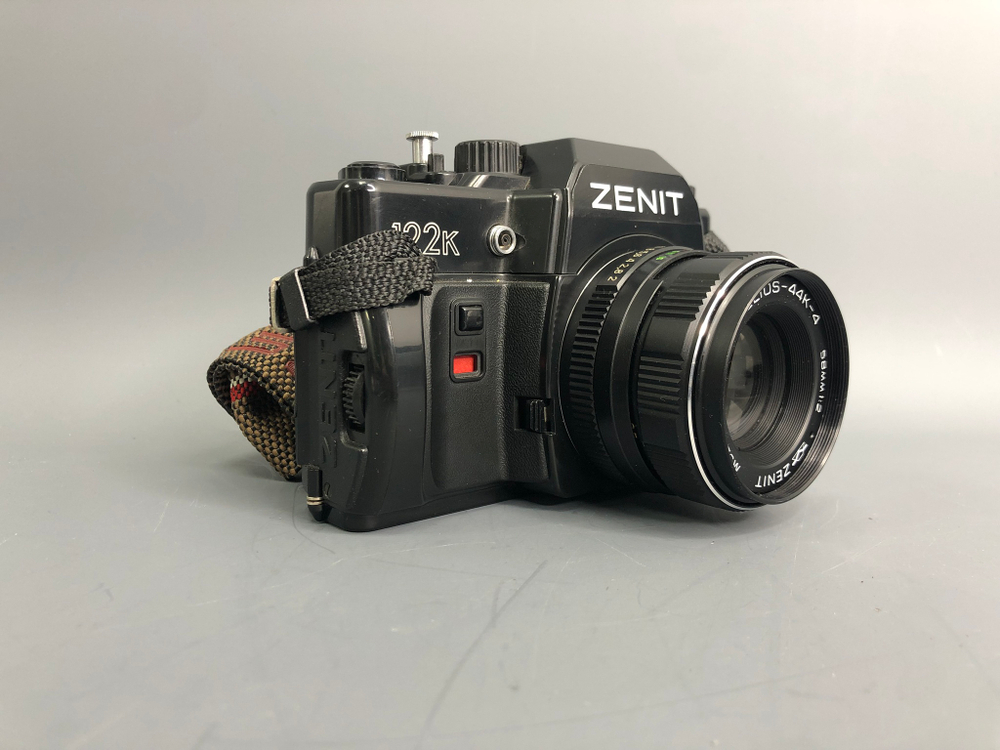 Zenit 122K + MC Helios-44K-4