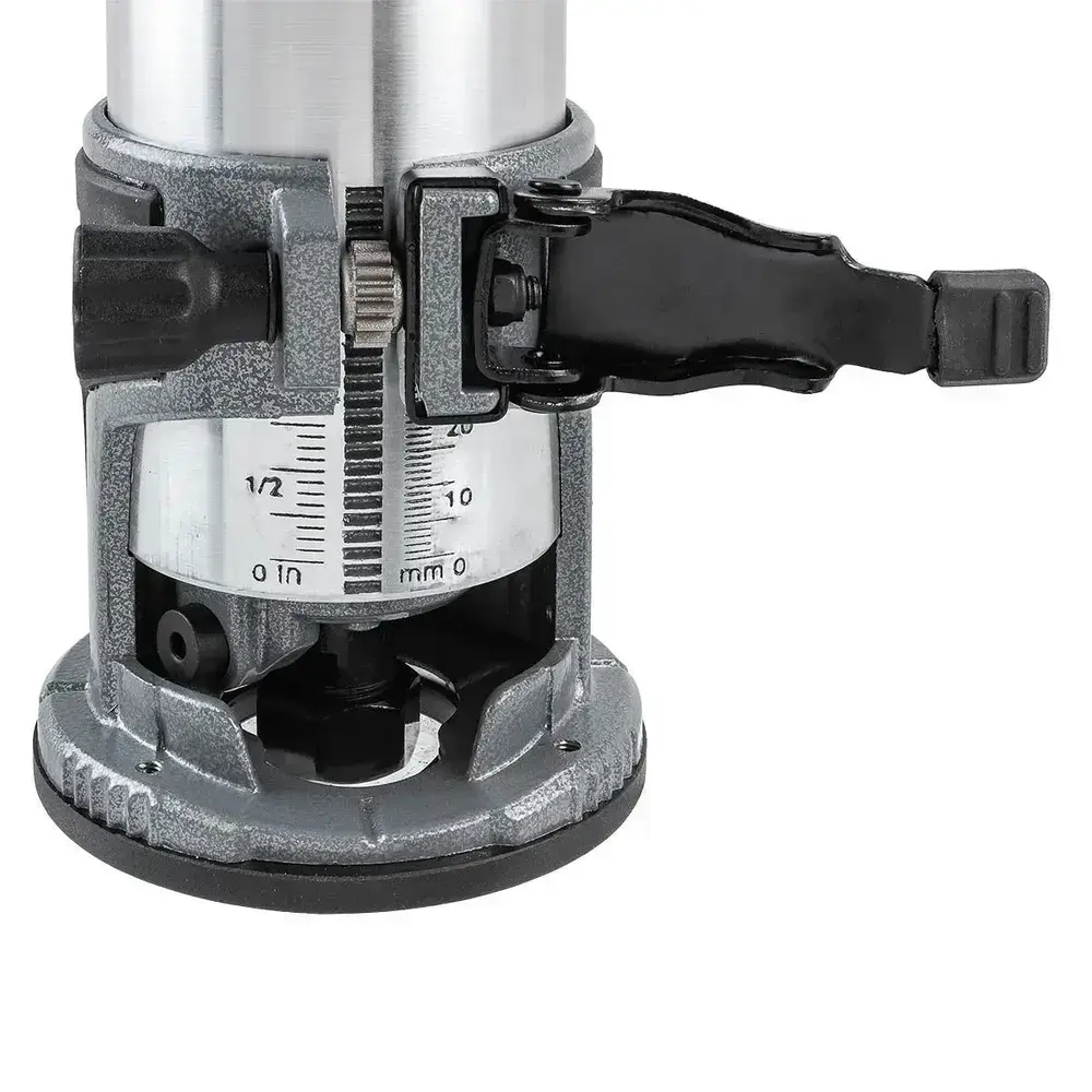 Фрезер ручной ROCKFORCE 710Вт / 13000-33000 об/мин / ход фрезы 36мм