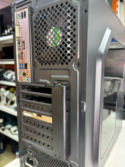 Системный блок i3 8100/8gb/ssd240/RX550