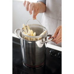 Кастрюля для варки спаржи с ситом 4.1л 16см Beka