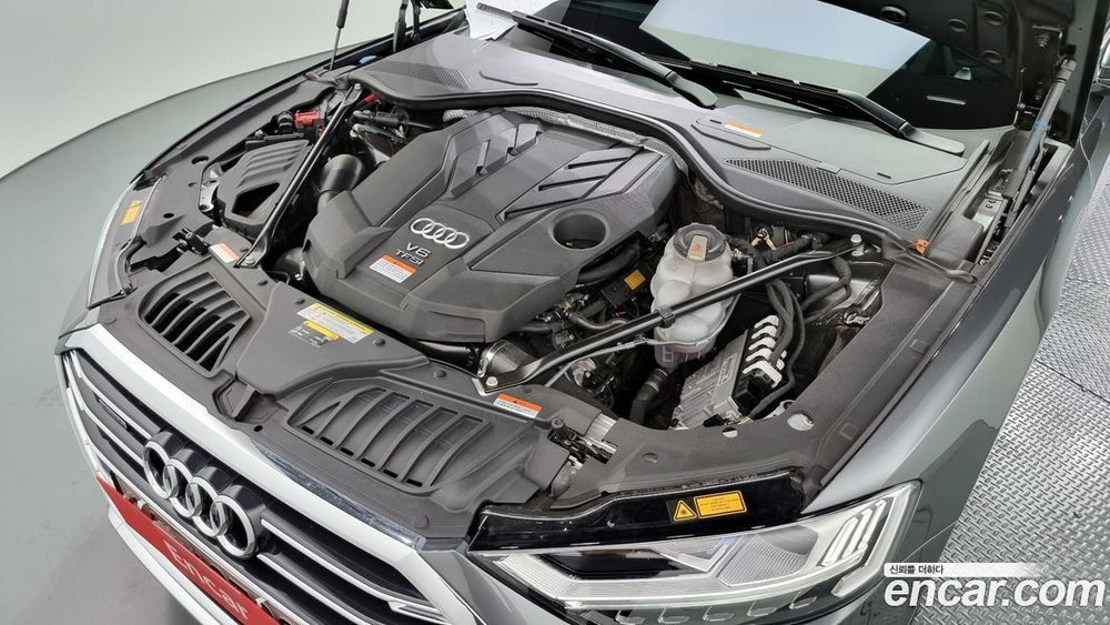 Audi A8 (D5) 55 TFSI Quattro LWB (05.2020)