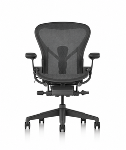 Кресло Herman Miller Aeron Graphite Nylon, размер B