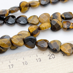 Тигровый глаз бусины, сердце с огранкой, размер около 10 мм, цена за 19 шт (1/2 нити)