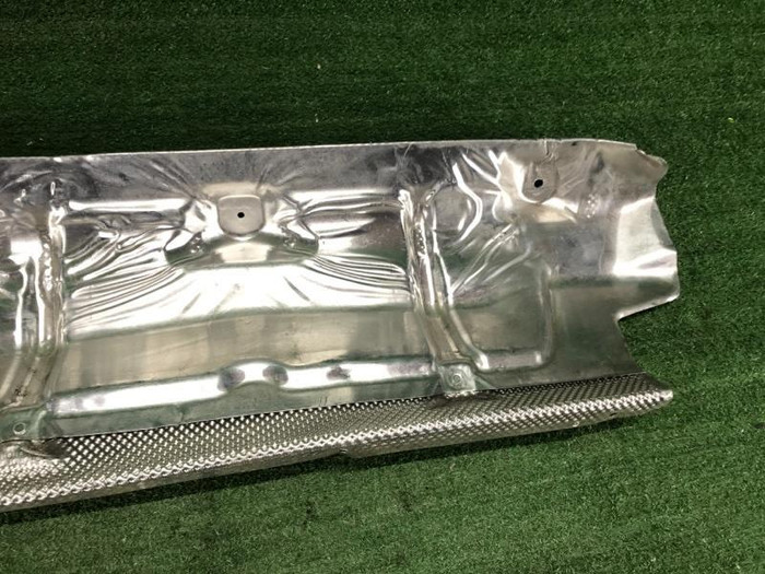 Защита глушителя BMW 7er G11 G12 (2015-2022)