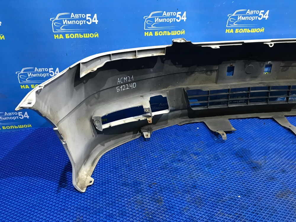 Бампер передний TOYOTA IPSUM 2001-2003