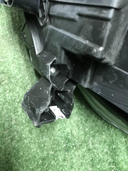 Битая Фара правая Nissan X-Trail T32 (17-22) LED
