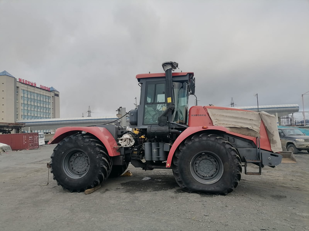 Петербургский тракторный завод Кировец К744 Сельскохозяйственный трактор К-744Р4 (Дизельный, 17,2 л,