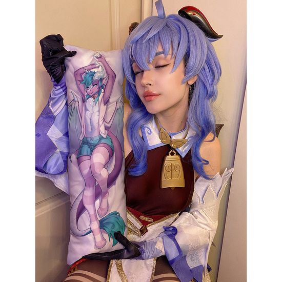 Мини дакимакура фурри Дракон фиолетовый арт. M1284, 60х20 см