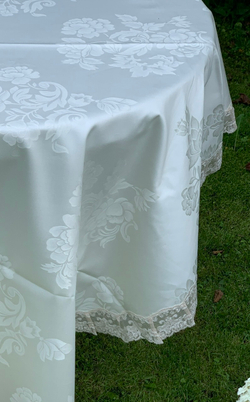 Скатерть 220 и 12 салфеток Palombella Carla Gioconda сливочные