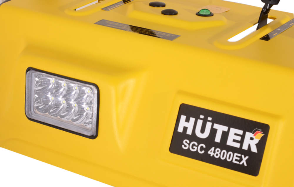 Снегоуборщик бензиновый Huter SGC 4800EX