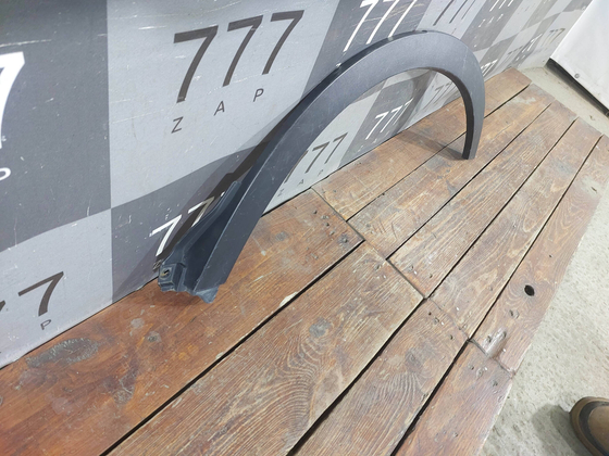 Накладка крыла заднего левого Suzuki SX4 2 13-22 Б/У Оригинал 7726161M0