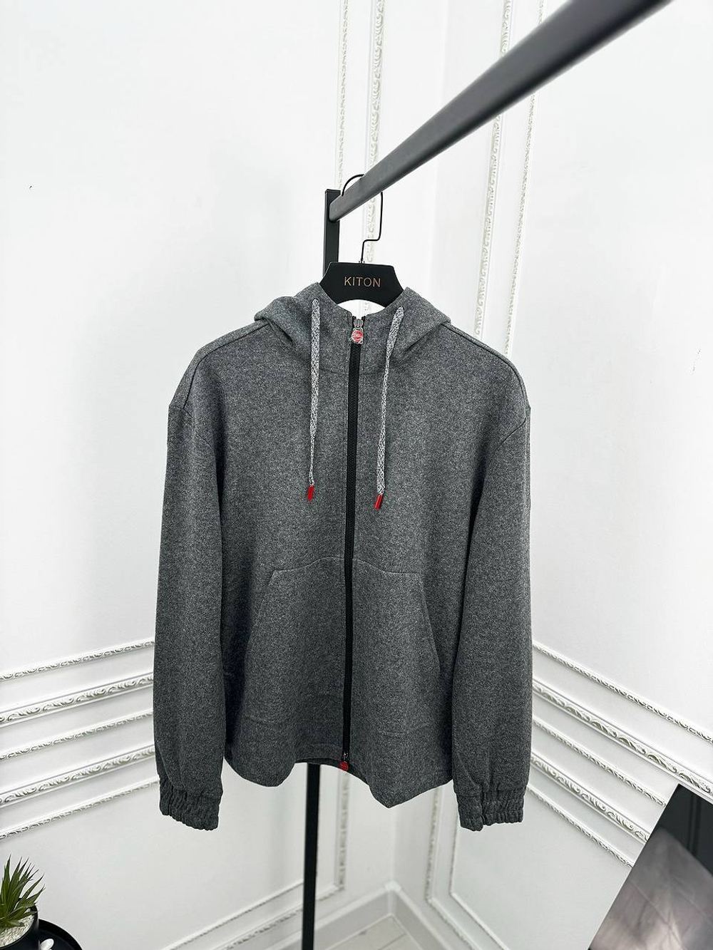 Прогулочный костюм Kiton