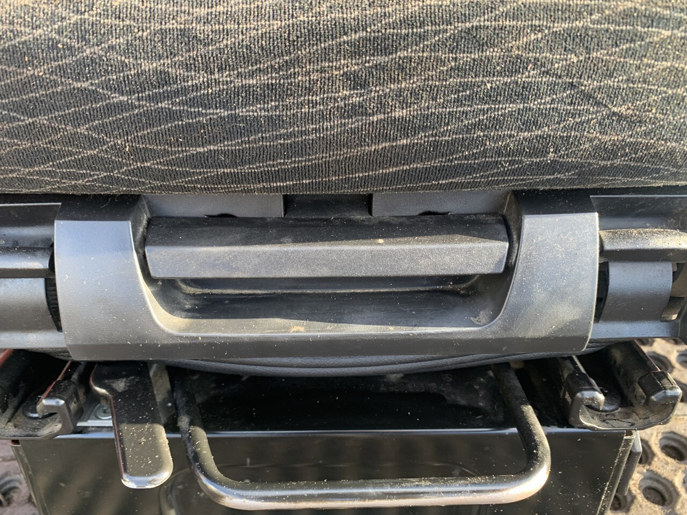 Сиденье водительское пневматическое 2020г