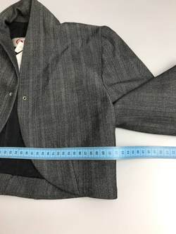 Жакет короткий 42 размер