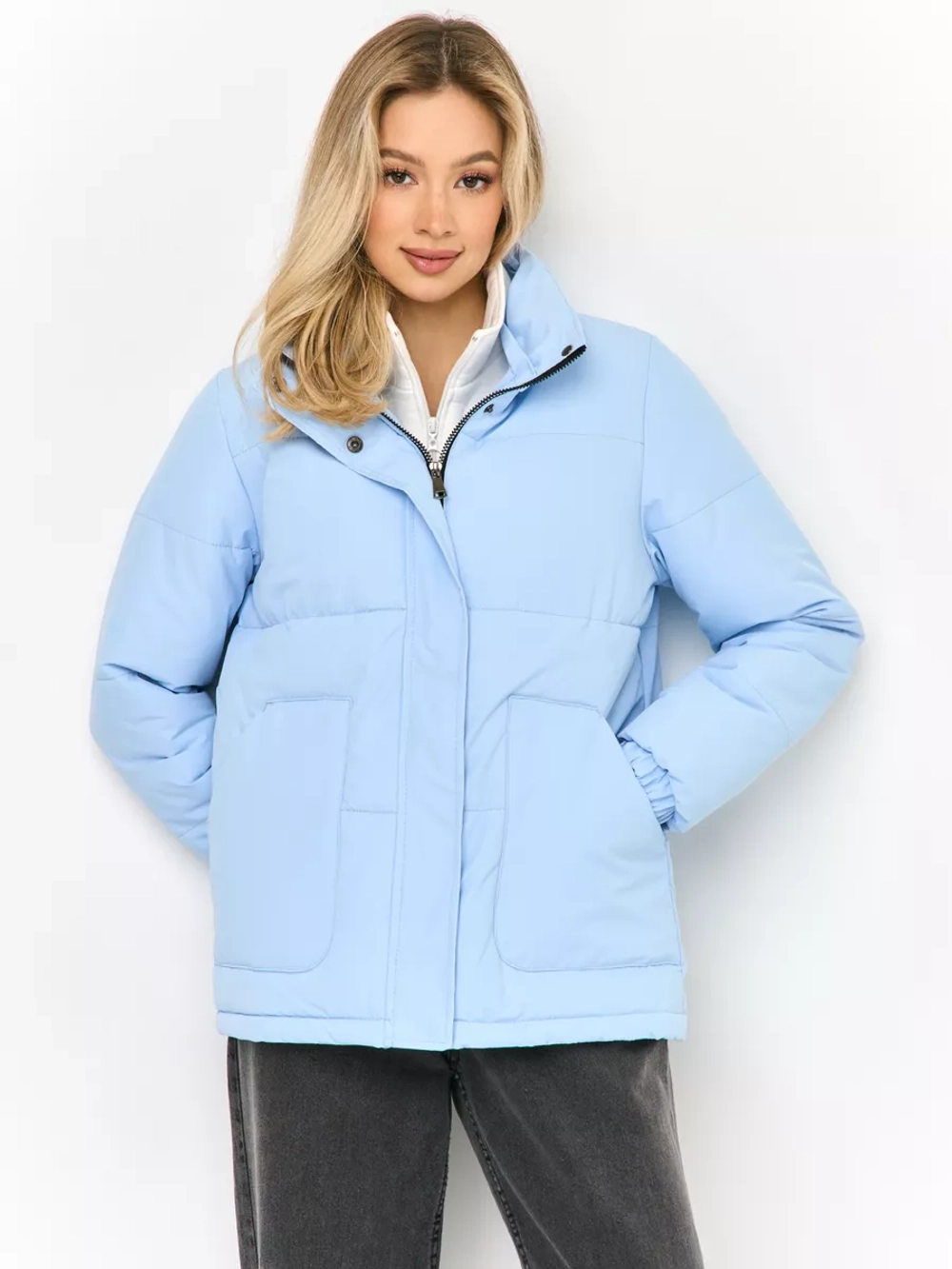 Куртка короткая весна с капюшоном