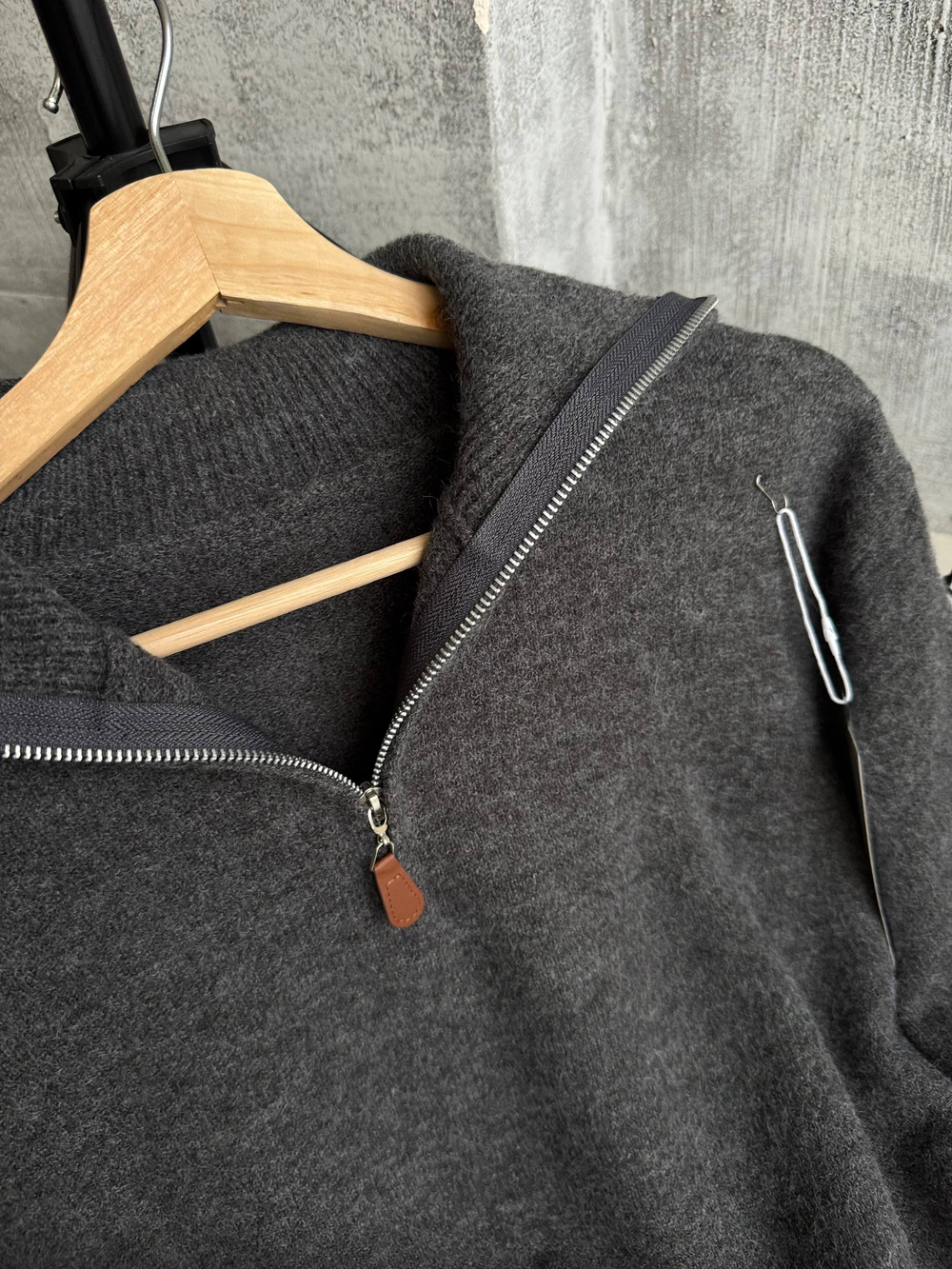 Свитер жен. 813-2 тм-сер.