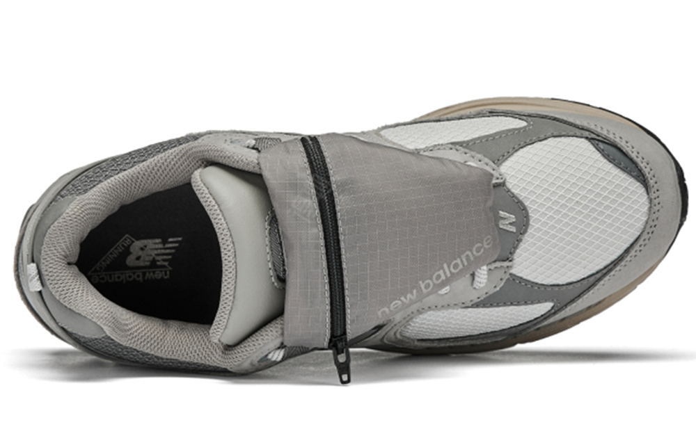 Кроссовки New Balance Nb 2002R Pouch