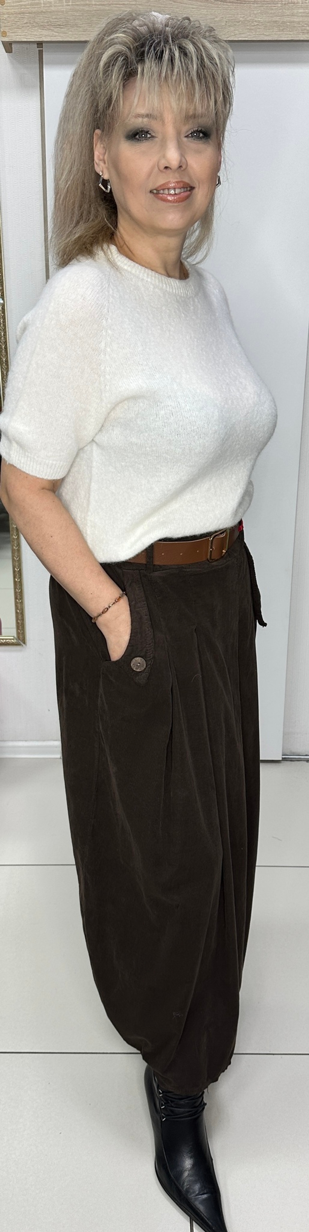 Длинная юбка из микро вельвета в шоколадном цвете