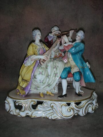 Статуэтка. Фарфор. Вечер музыки. Volkstedt. Германия